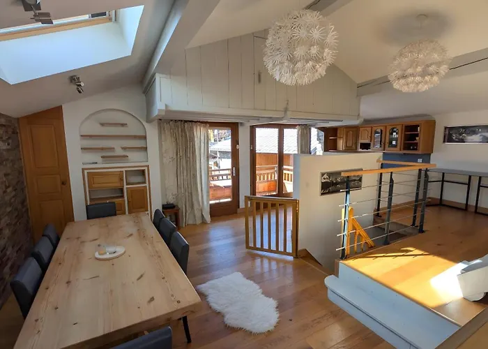 Solan Chalet